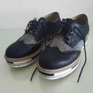 Bata platform Oxford shoes in real leather